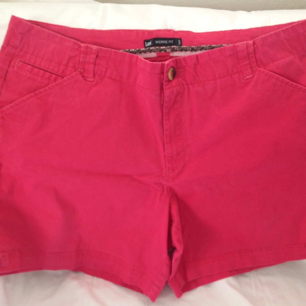 Lee Ladies Midrise Shorts